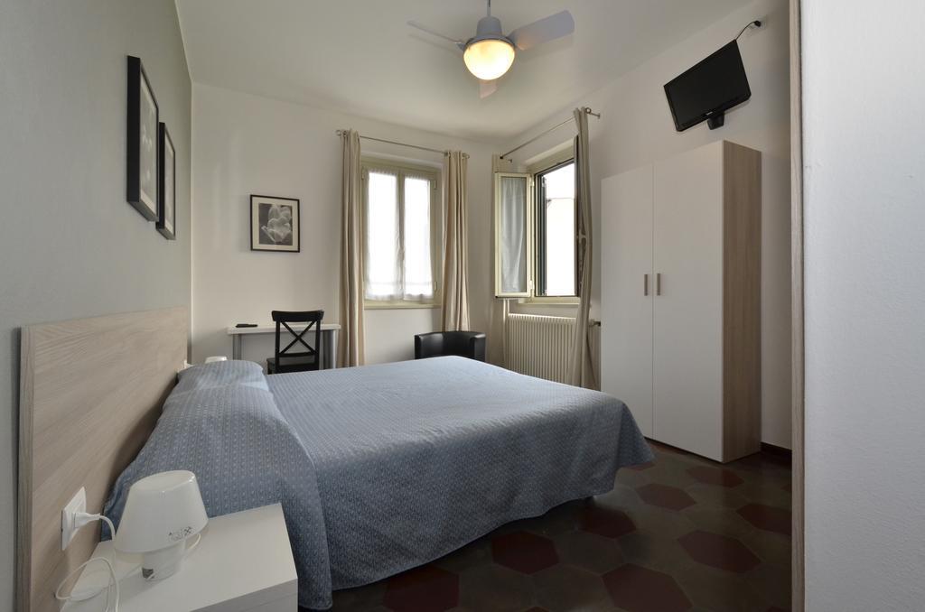 Albergo Della Torre Черноббіо Номер фото